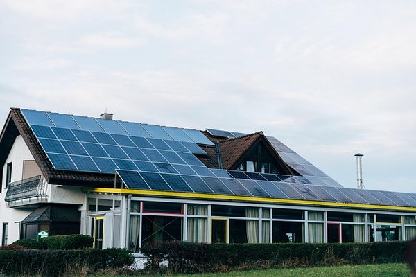 Panneau solaire photovoltaïque : investissement pour demain
